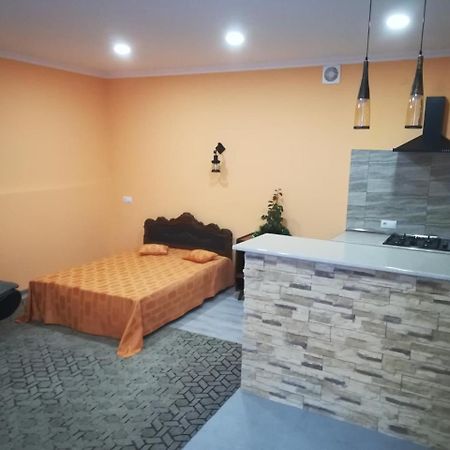 12 Maksim Gorki Street Appartement Tbilisi Buitenkant foto