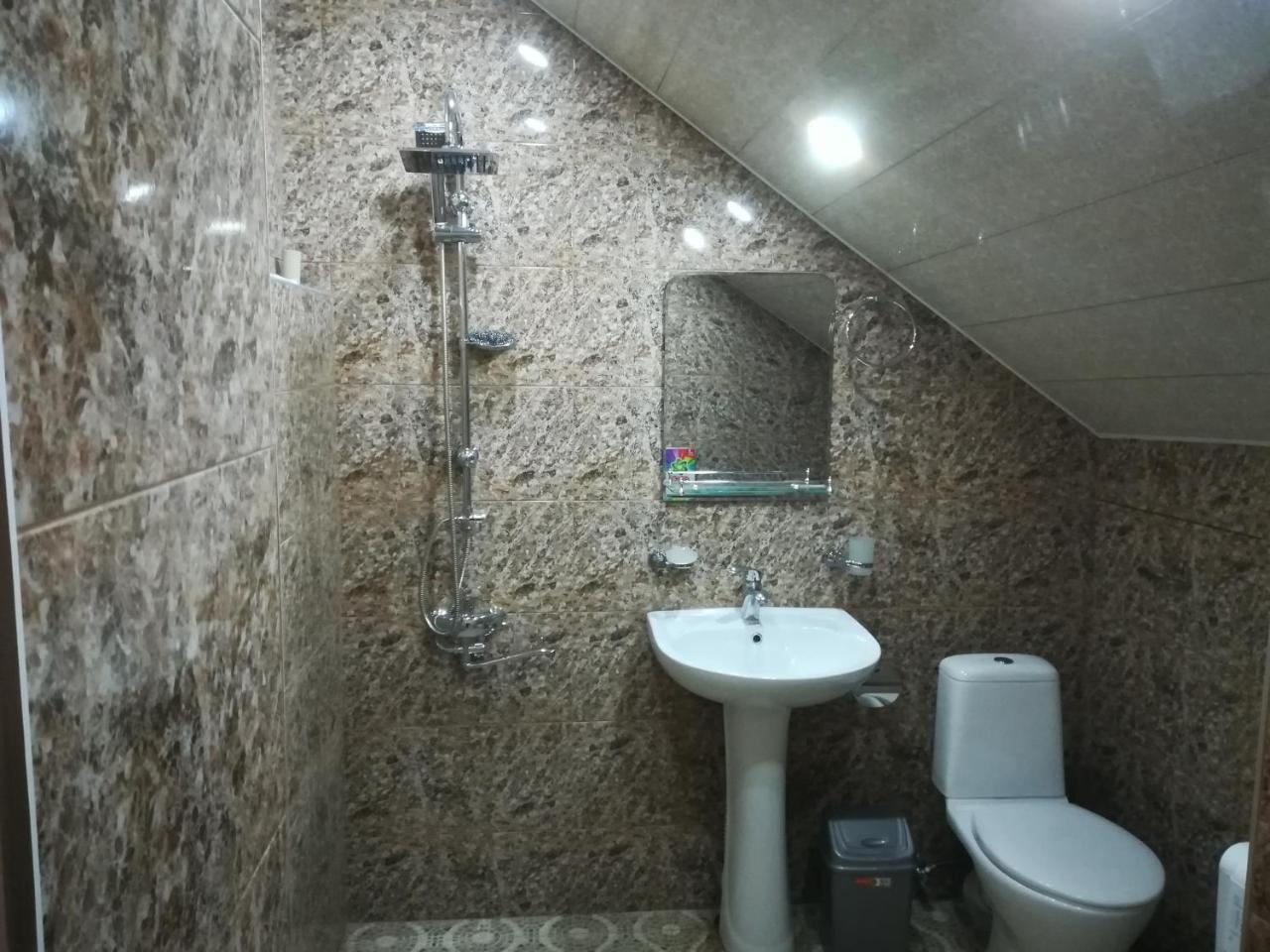 12 Maksim Gorki Street Appartement Tbilisi Buitenkant foto